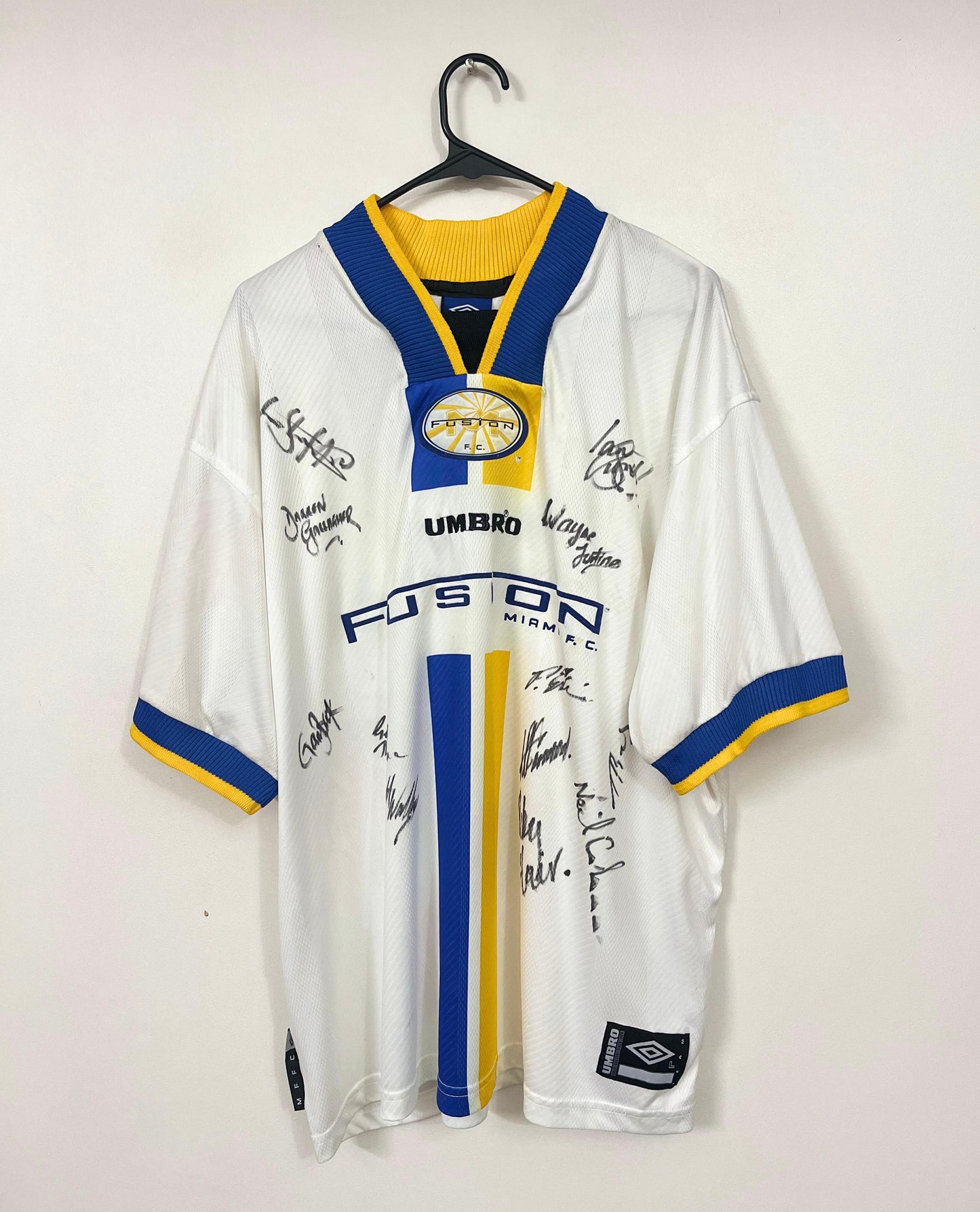 Miami fusion 1999 away football shirt, L size