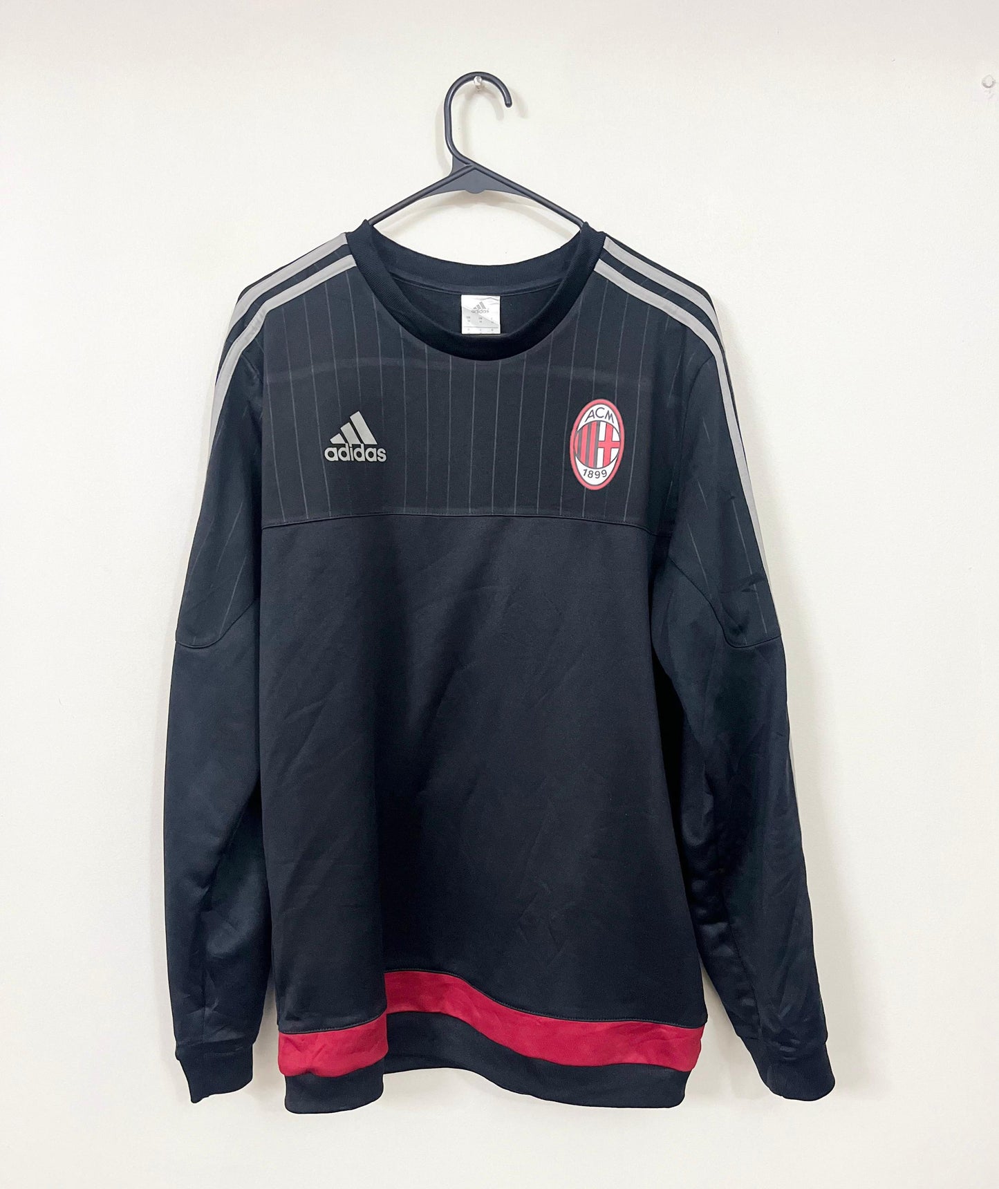 AC milan training jumper 2015, M size