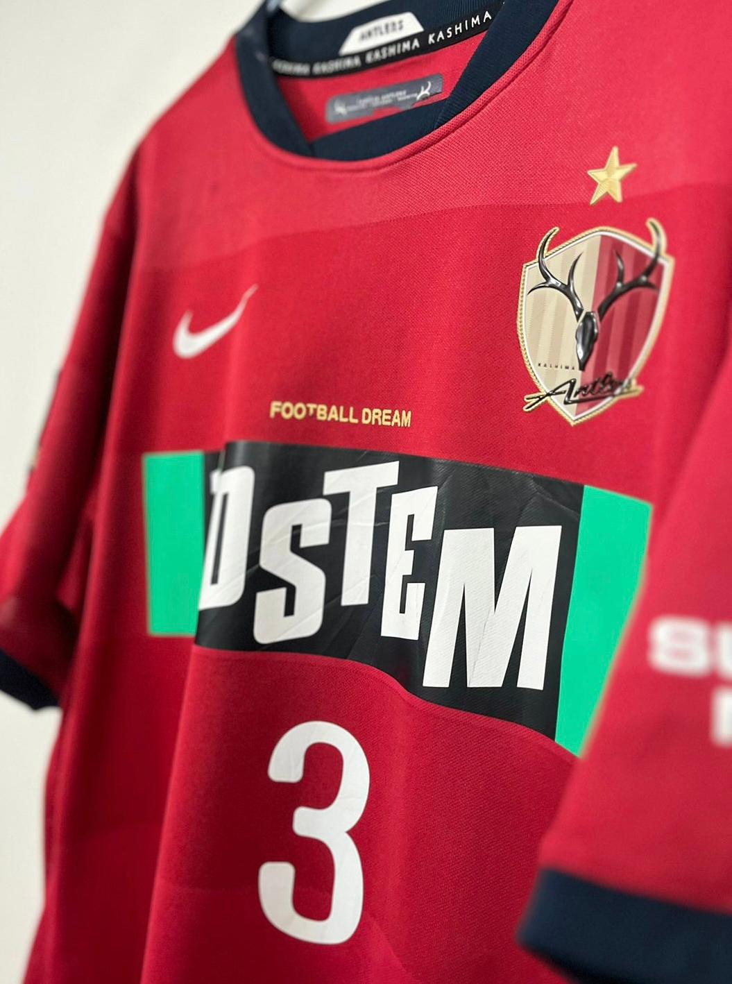 Kashima Antlers 2010 away shirt, L size