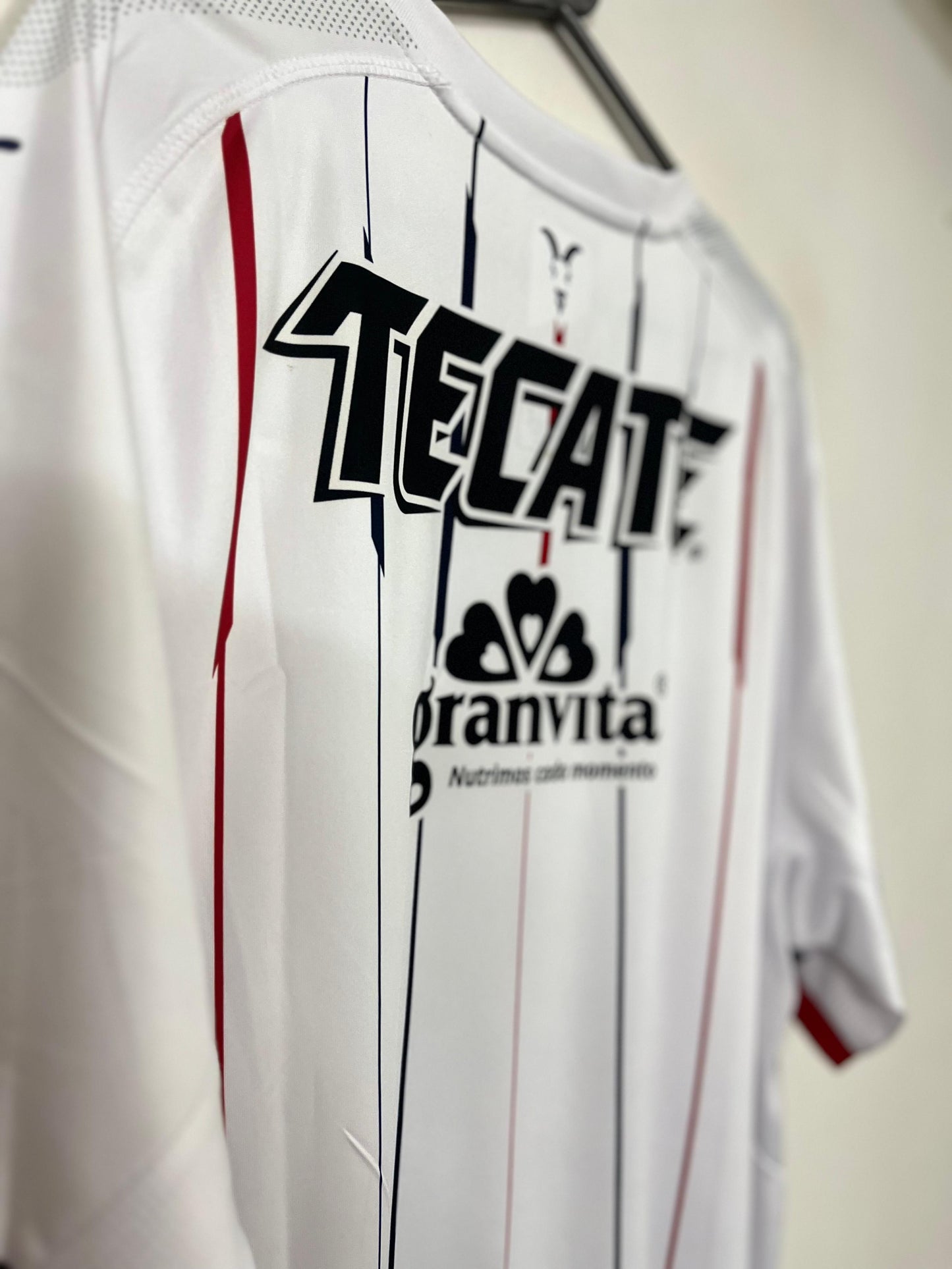 Chivas de Guadalajara 2018-19 bnwt away shirt, XL size