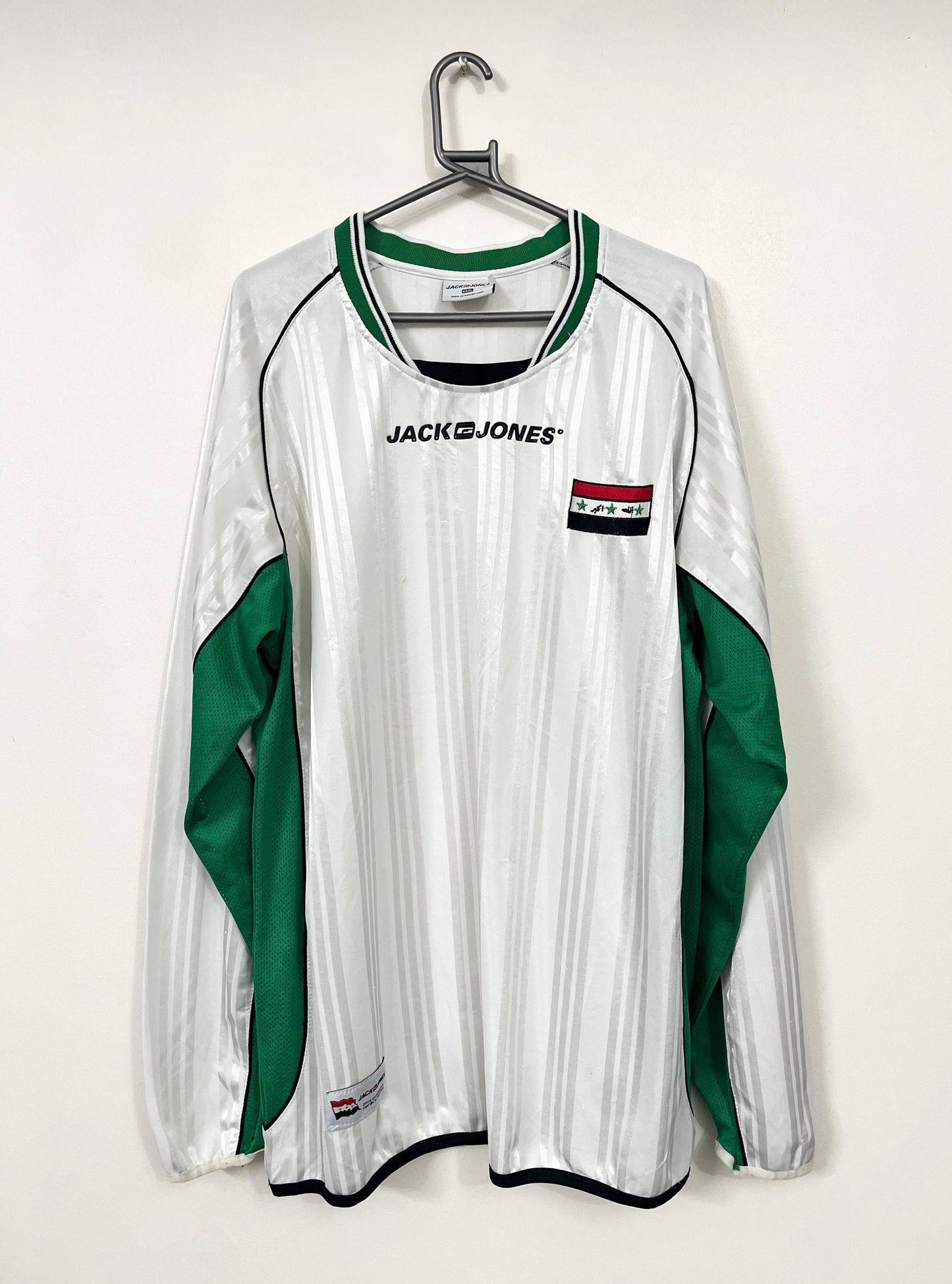 Iraq 2004-05 home shirt, XL size