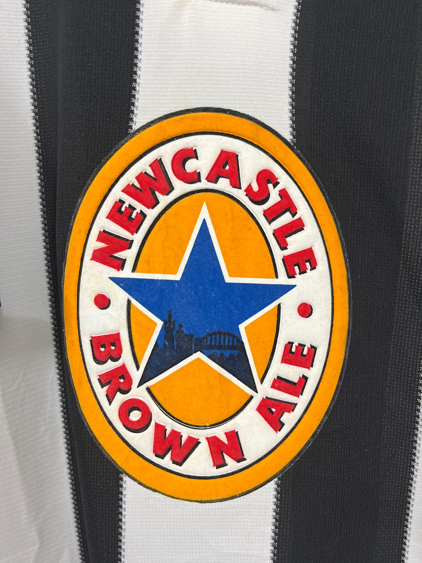 Newcastle 1995-97 home shirt, L size