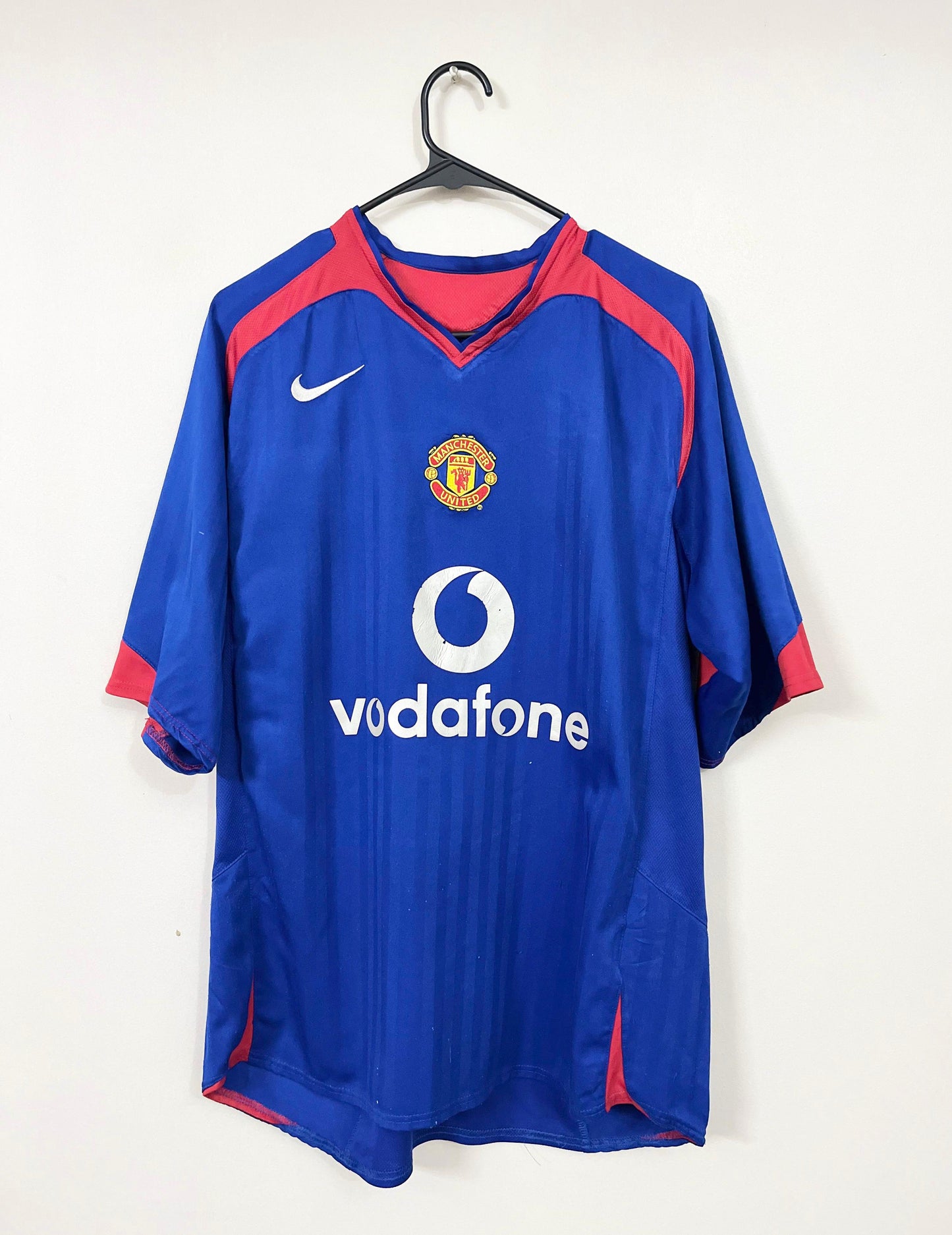 Manchester United 2005-06 away shirt , L size