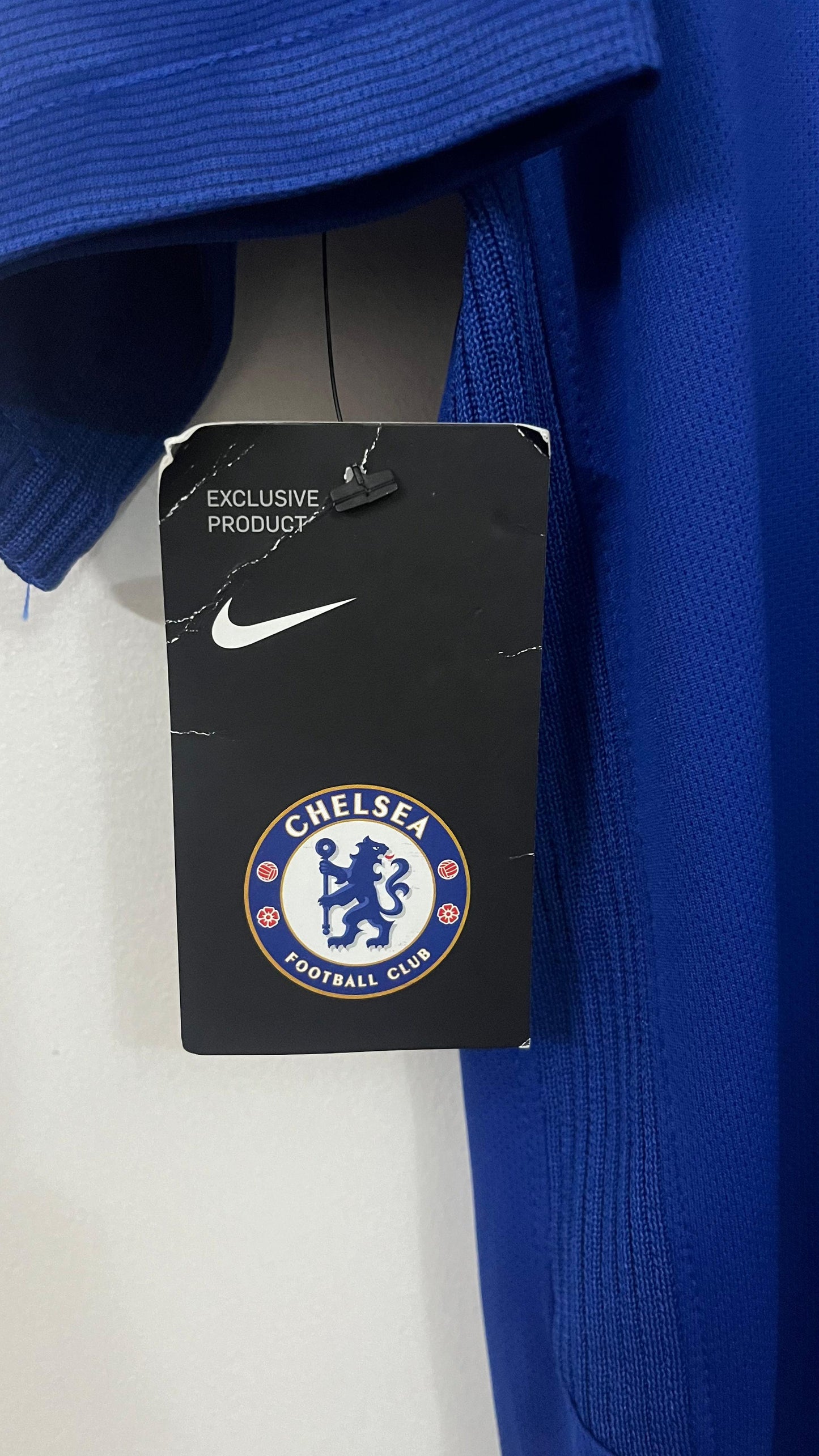 Chelsea 2017-18 home shirt, bnwt , M size