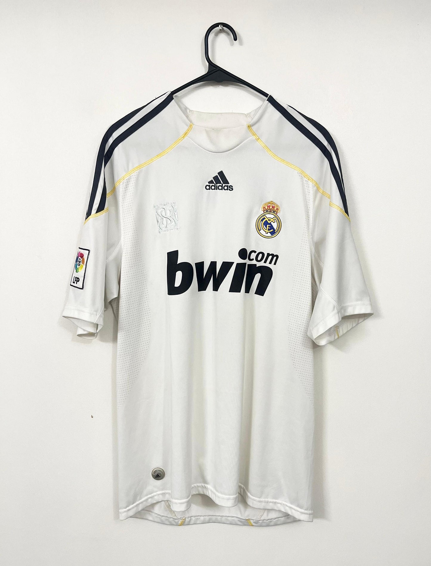 Real Madrid 2009-10, cristiano home shirt, M-L size