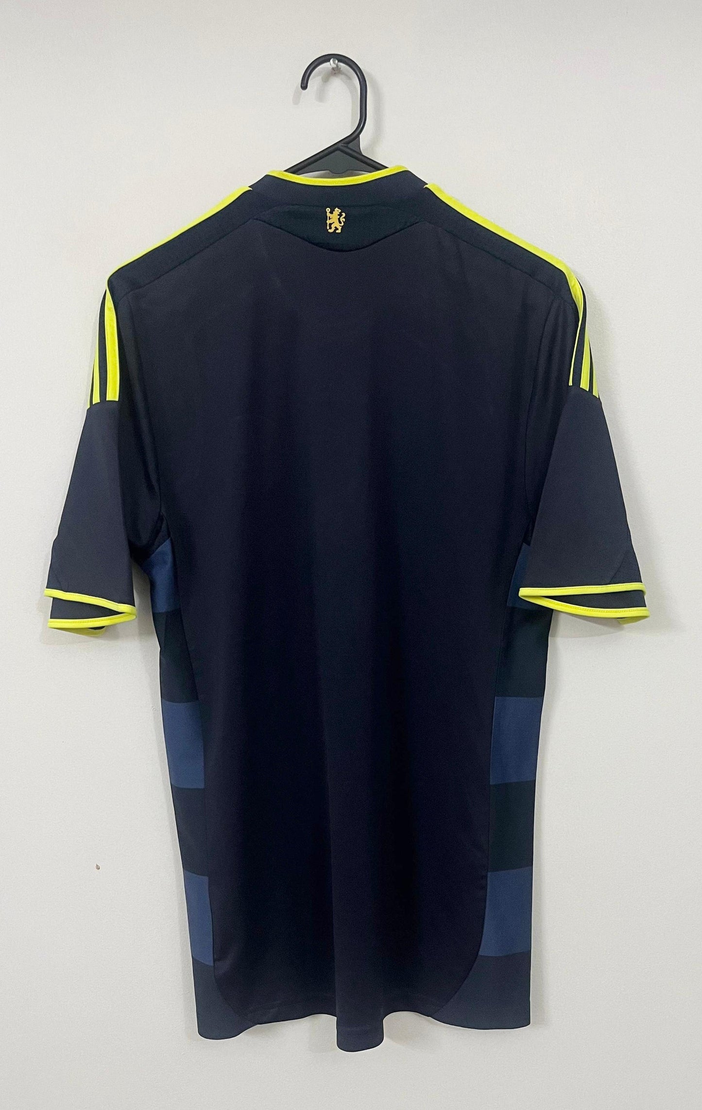 Chelsea 2009-10 away shirt, L size